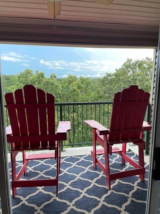 Penthouse Suite At Holiday Hills Book Today Branson Exterior photo